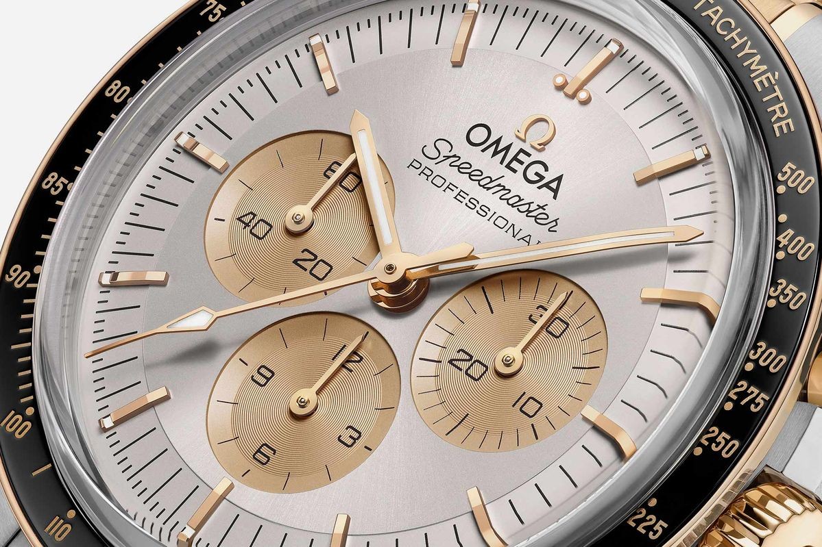 Omega Speedmaster Professional Two Tone Moonwatch: A Comprehensive Review & Analysis